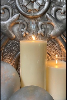 Radiance - Glass Pillar Candle - Poured Ivory Wax - Realistic LED Flame Effect - Indoor - Unscented Wax - Remote Ready - 5.75" x 15.25"